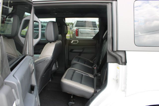 New 2026 Ford Bronco Outer Banks AWD/4WD image 9
