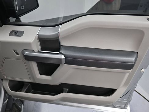 Used 2020 Ford F150 XLT w/ Equipment Group 302A Luxury image 32