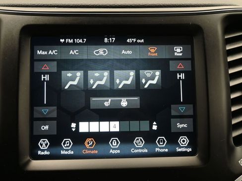 Certified 2022 Jeep Cherokee Latitude Lux image 29