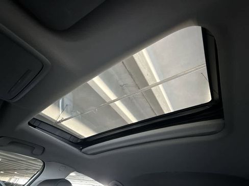 Used 2024 Acura Integra image 23