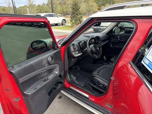 Used 2020 MINI Cooper Countryman S w/ Premium Package image 19