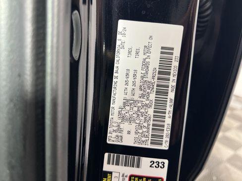 Used 2024 Toyota Tacoma Limited w/ Limited Package (LT) image 26