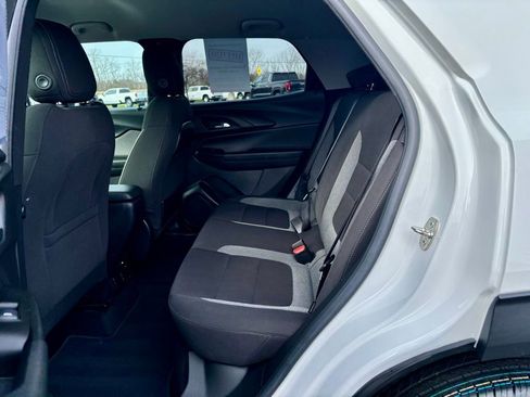 Used 2023 Chevrolet TrailBlazer LT w/ Convenience Package image 17