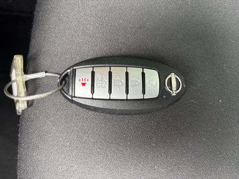 Used 2025 Nissan Altima 2.5 SV FWD image 18