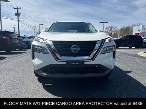 Certified 2023 Nissan Rogue SV w/ SV Premium B Package AWD/4WD image 4