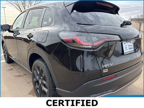 Used 2025 Honda HR-V Sport image 4