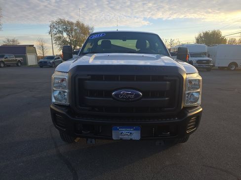 Used 2014 Ford F250 XL w/ Power Equipment Group image 3
