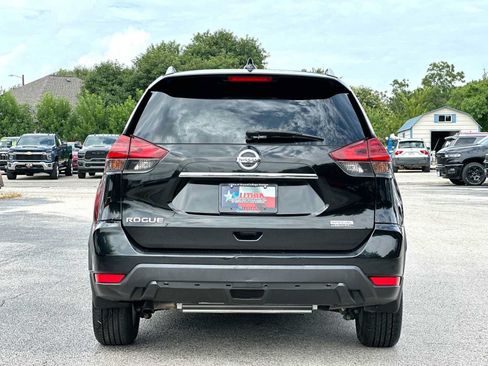 Used 2019 Nissan Rogue S w/ Special Edition Package FWD image 14