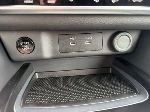Used 2025 Nissan Rogue SV AWD/4WD image 34