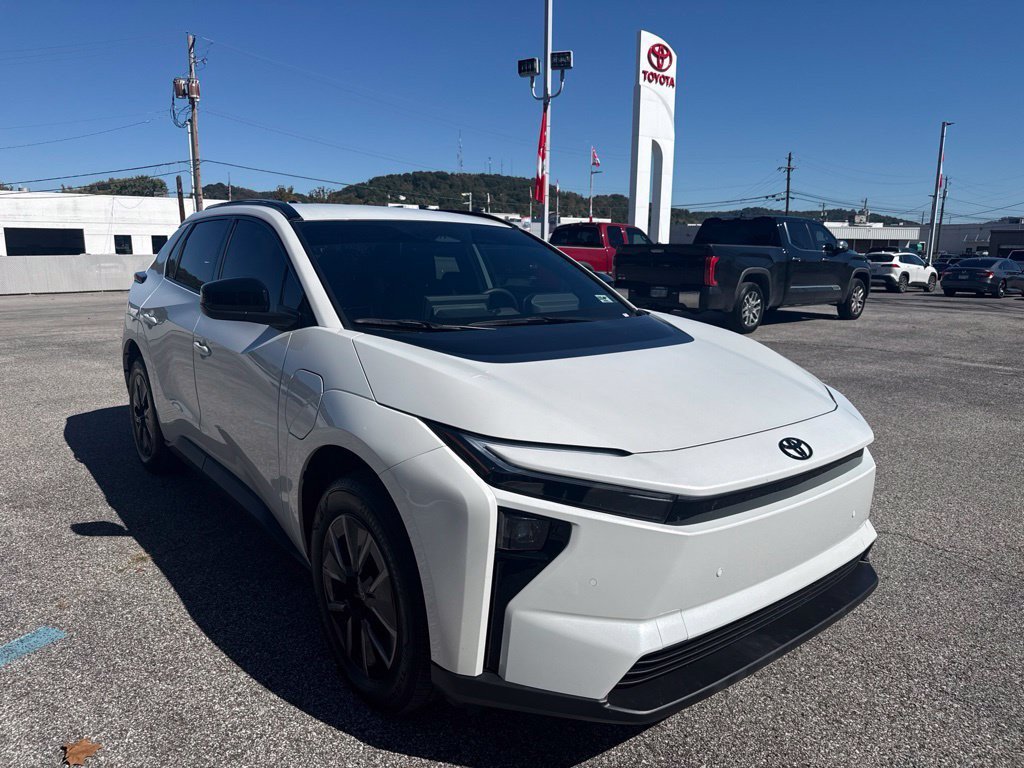 Used 2026 Toyota bZ AWD/4WD image 3