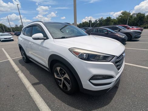 Used 2017 Hyundai Tucson Value FWD image 1