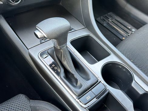 Used 2019 Kia Optima LX image 27