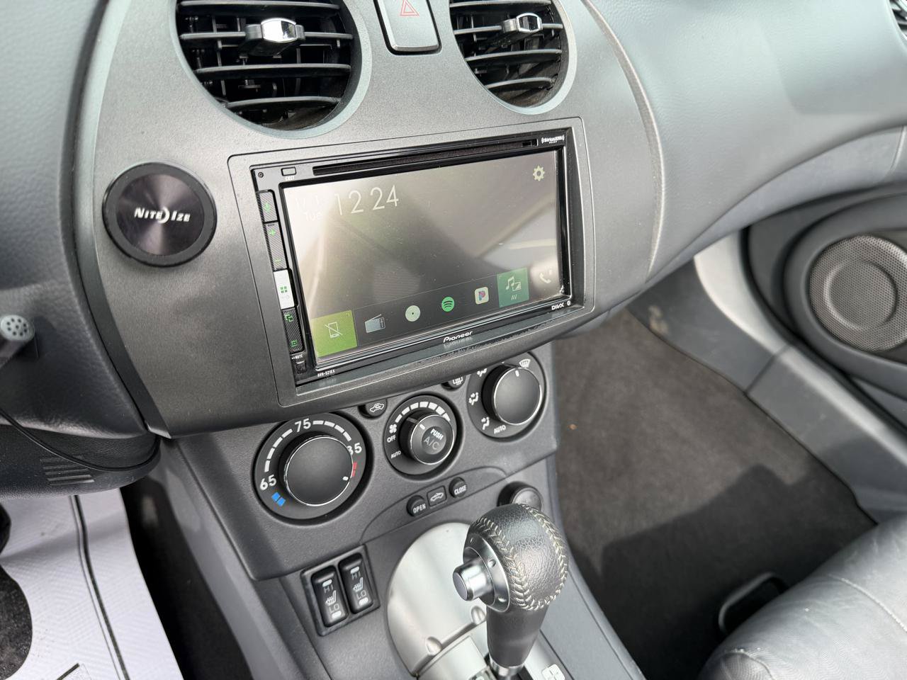 Used 2010 Mitsubishi Eclipse GT FWD image 13