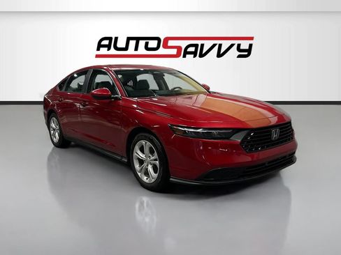 Used 2025 Honda Accord LX image 1