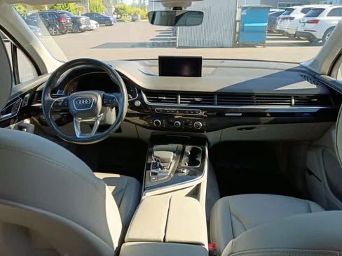 Used 2017 Audi Q7 3.0T Premium Plus AWD/4WD image 5