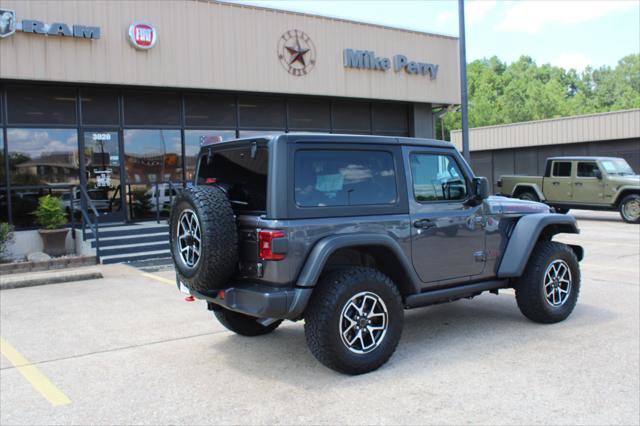 Certified 2025 Jeep Wrangler Rubicon w/ Convenience Group AWD/4WD image 7