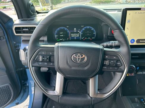 Used 2026 Toyota 4Runner TRD Off-Road Premium AWD/4WD image 9