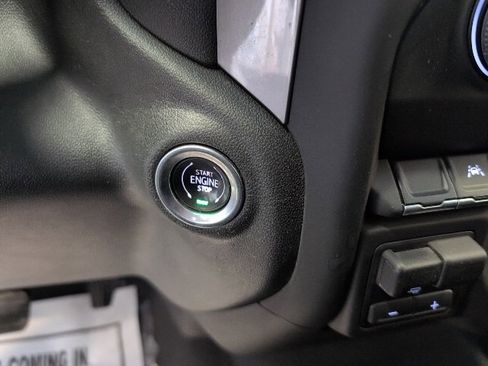 Used 2023 Chevrolet Silverado 1500 Custom image 24