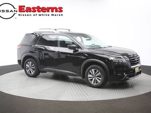 Used 2023 Nissan Pathfinder SL AWD/4WD image 48