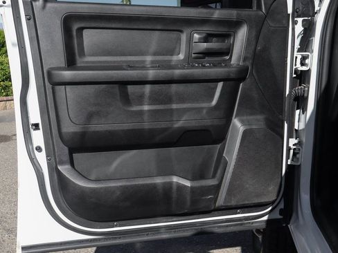 Used 2023 RAM 3500 Tradesman w/ Chrome Appearance Group AWD/4WD image 16