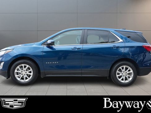 Used 2021 Chevrolet Equinox LT image 4