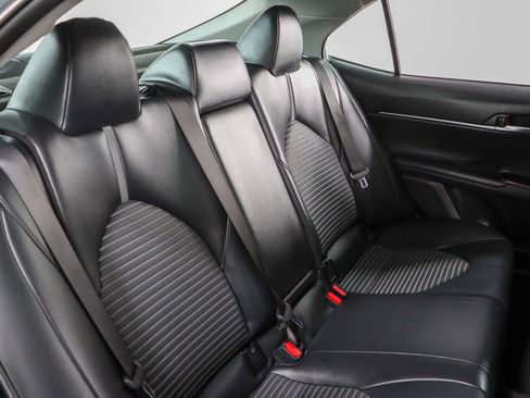 Used 2024 Toyota Camry SE FWD image 27