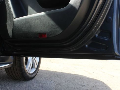 Used 2015 Mercedes-Benz ML 350 4MATIC image 50