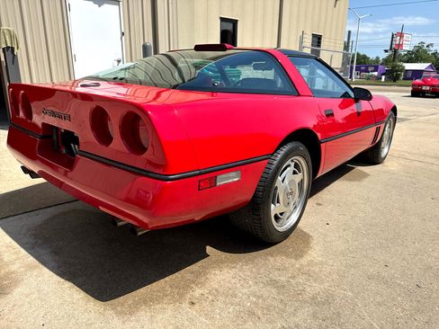 Used 1989 Chevrolet Corvette Coupe image 10