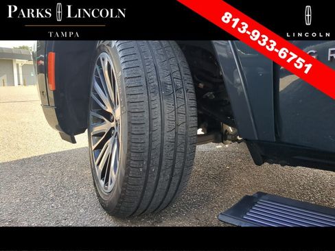 Used 2023 Jeep Grand Wagoneer L Series III AWD/4WD image 39