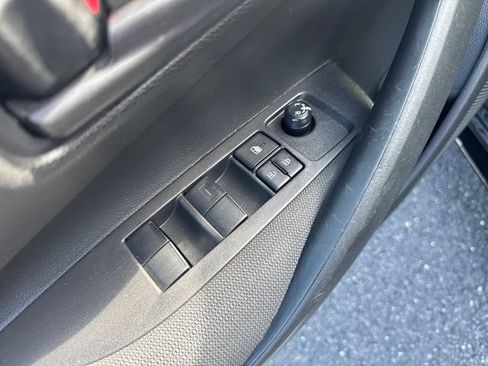 Used 2023 Toyota Corolla LE FWD image 21