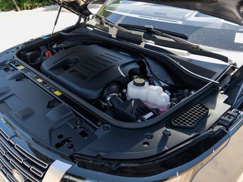 New 2026 Land Rover Range Rover SE AWD/4WD image 61