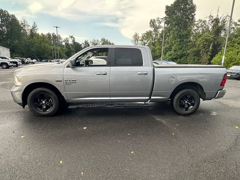 Used 2021 RAM 1500 Classic SLT AWD/4WD image 7