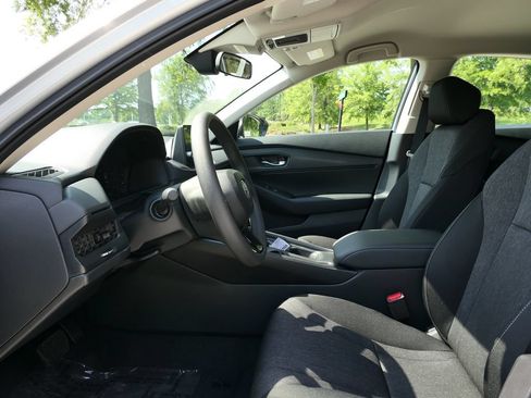 New 2026 Honda Accord LX image 13