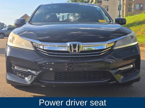 Used 2017 Honda Accord Hybrid Sedan image 5