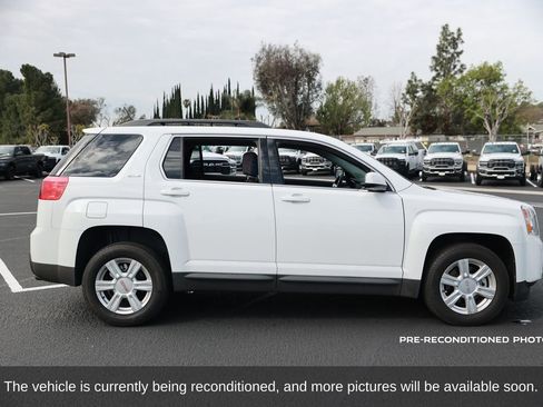 Used 2015 GMC Terrain SLE w/ Convenience Package image 7