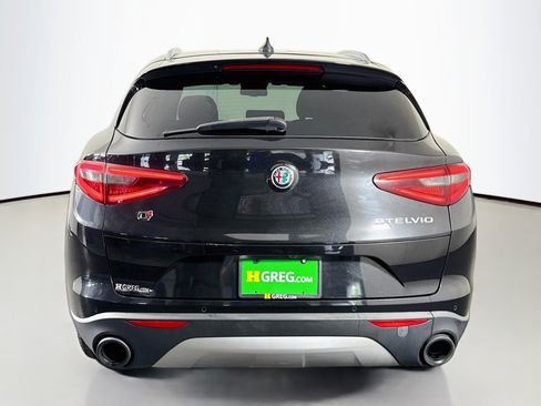 Used 2018 Alfa Romeo Stelvio Ti AWD/4WD image 8