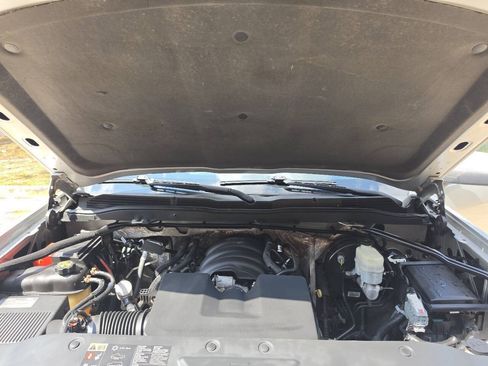 Used 2015 Chevrolet Silverado 1500 LT AWD/4WD image 34