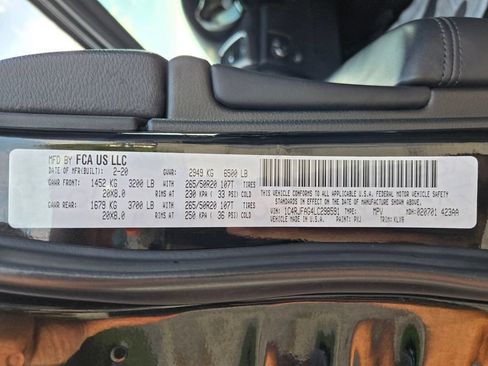 Used 2020 Jeep Grand Cherokee Altitude AWD/4WD image 34