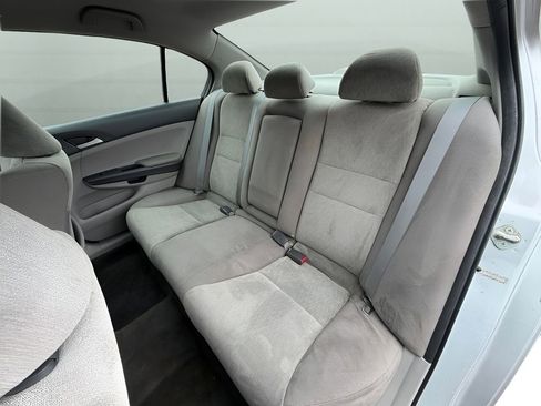 Used 2010 Honda Accord LX-P image 16