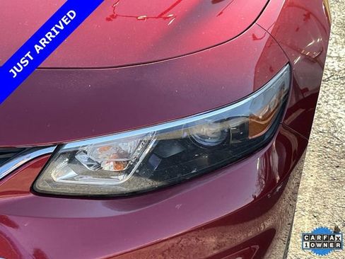 Used 2018 Chevrolet Malibu LT image 7