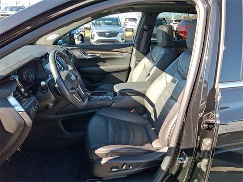 Certified 2023 Cadillac XT5 Premium Luxury w/ Platinum Package image 10