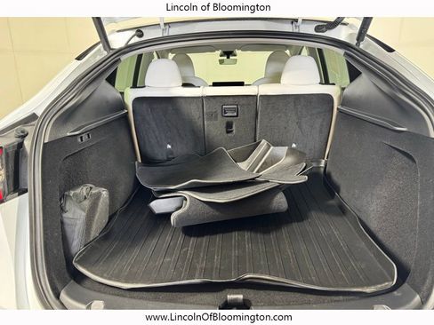 Used 2023 Tesla Model Y Long Range image 22