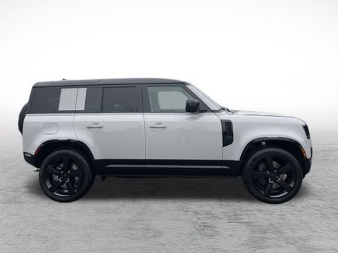 New 2026 Land Rover Defender 110 X-Dynamic SE AWD/4WD image 4