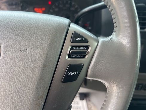 Used 2021 Nissan NV 3500 SL RWD image 23