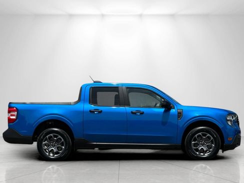 Used 2025 Ford Maverick XLT w/ XLT Luxury Package AWD/4WD image 2