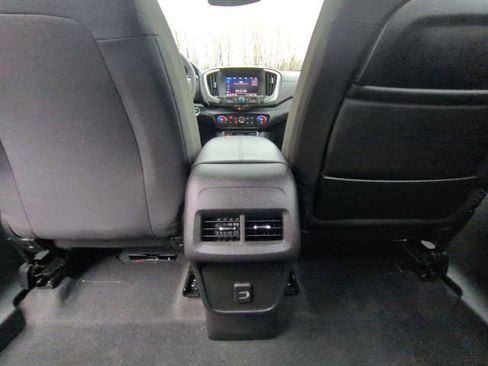 Used 2022 GMC Terrain SLE w/ Driver Convenience Package image 21