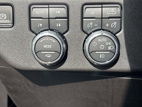 New 2026 GMC Sierra 1500 SLT w/ SLT Premium Plus Package image 11