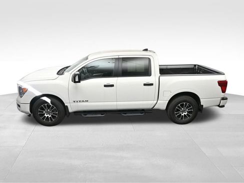 Used 2024 Nissan Titan SV w/ SV Convenience Package RWD image 37