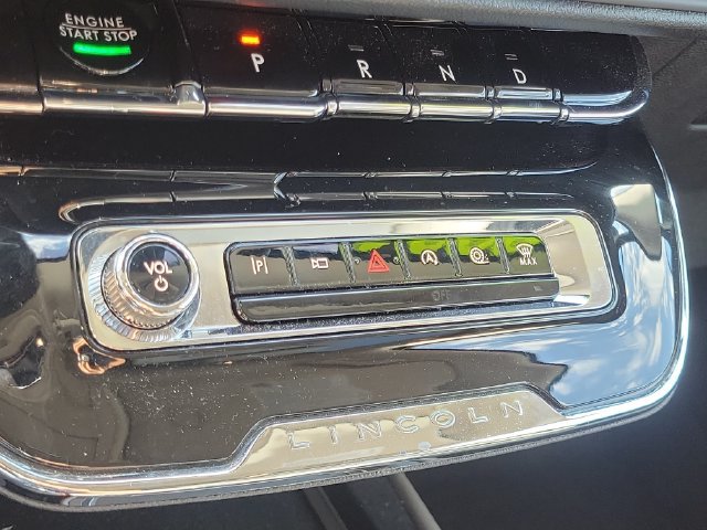 Used 2024 Lincoln Corsair AWD w/ Equipment Group 101A image 20