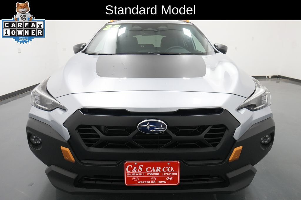 Used 2025 Subaru Crosstrek 2.5i Wilderness AWD/4WD image 2